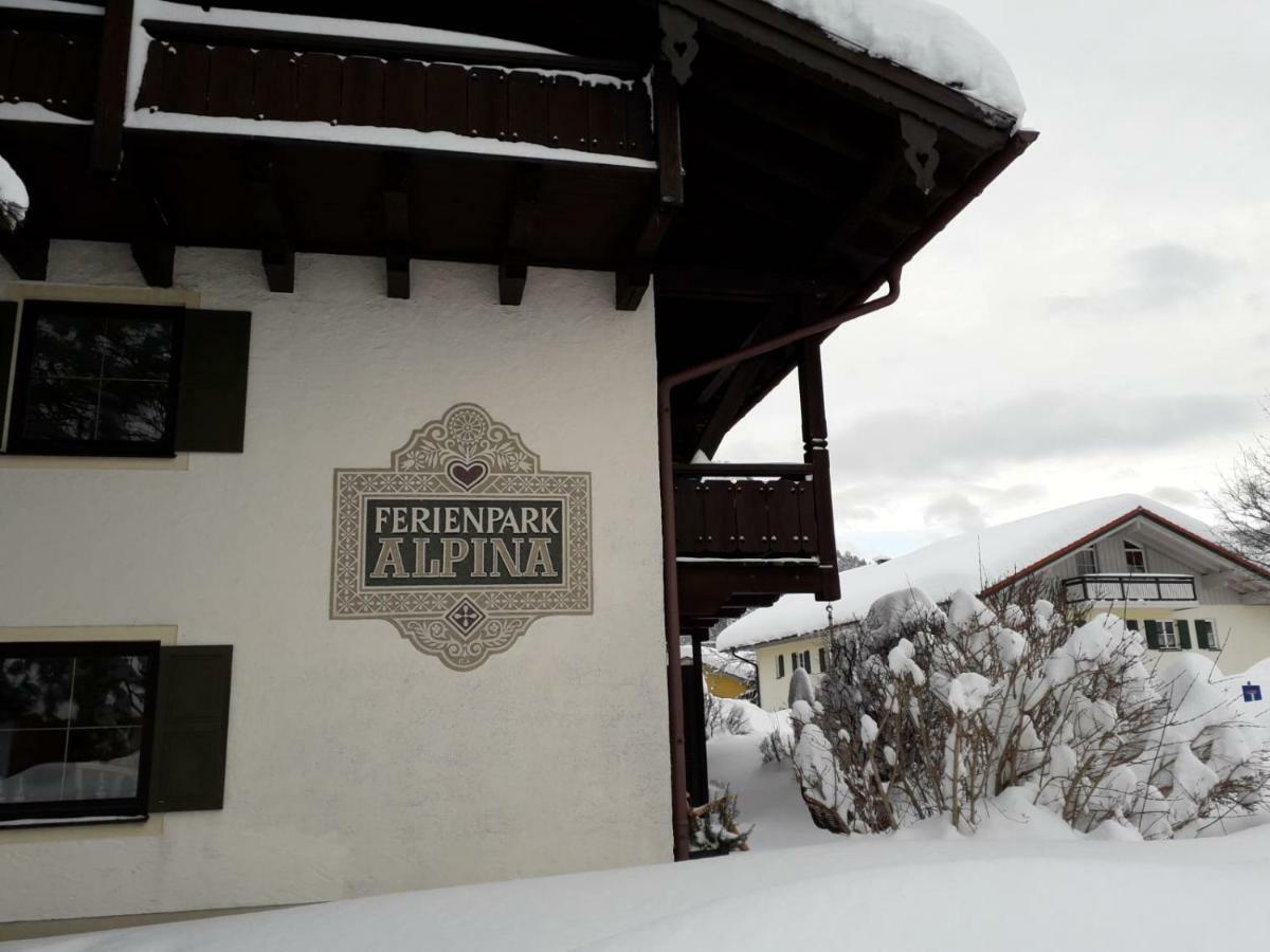 Inzellhaus Ferienwohnung "Alpina" Екстер'єр фото
